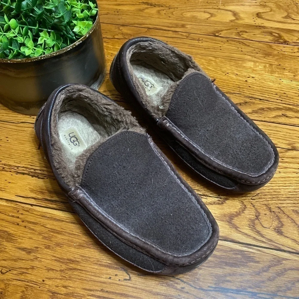 𝅺ugg Men's Ascot Suede Wool Slip On Loafer Slipper 8.
